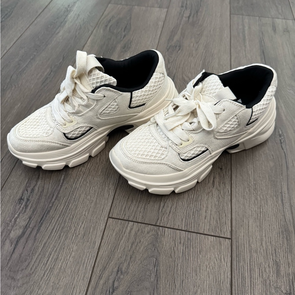 ZARA Chunky Sneakers- great condition